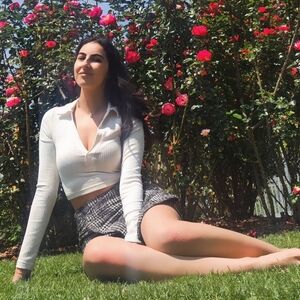 H&M White Ribbed Polo Crop Top